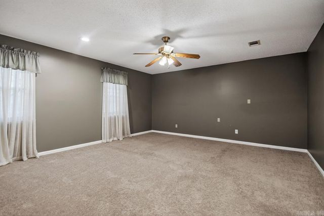 19801 Mallard Cove, Little Rock, AR 72210