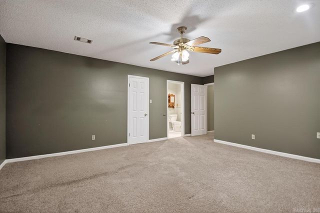 19801 Mallard Cove, Little Rock, AR 72210