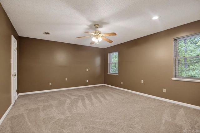 19801 Mallard Cove, Little Rock, AR 72210