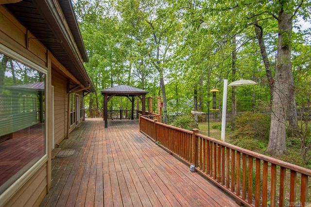 19801 Mallard Cove, Little Rock, AR 72210