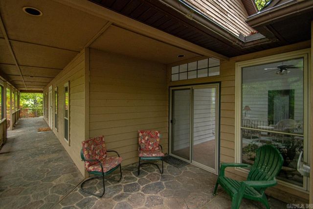 19801 Mallard Cove, Little Rock, AR 72210