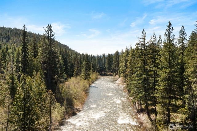 2514 Kinnikinnick Drive, Leavenworth, WA 98826