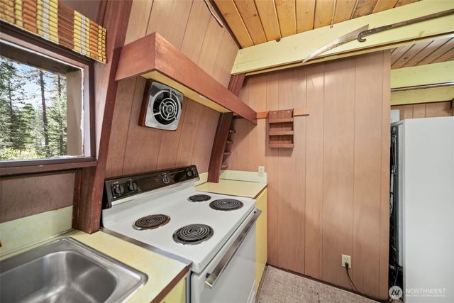 2514 Kinnikinnick Drive, Leavenworth, WA 98826