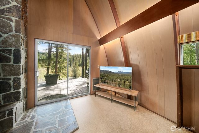 2514 Kinnikinnick Drive, Leavenworth, WA 98826