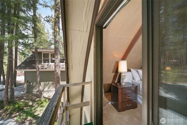 2514 Kinnikinnick Drive, Leavenworth, WA 98826