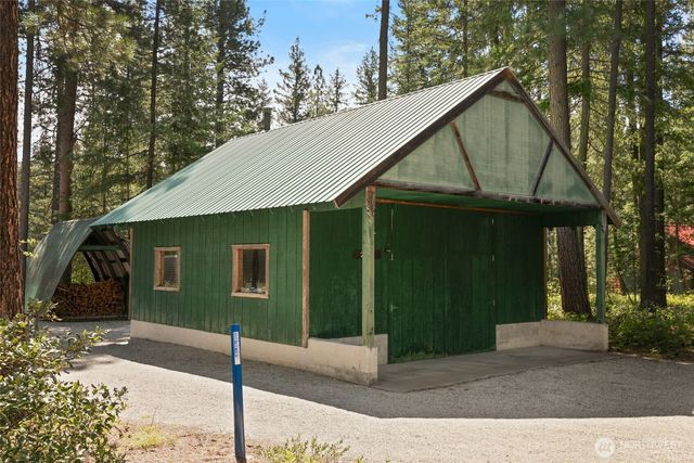 2514 Kinnikinnick Drive, Leavenworth, WA 98826