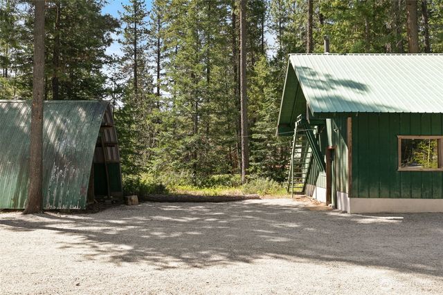 2514 Kinnikinnick Drive, Leavenworth, WA 98826