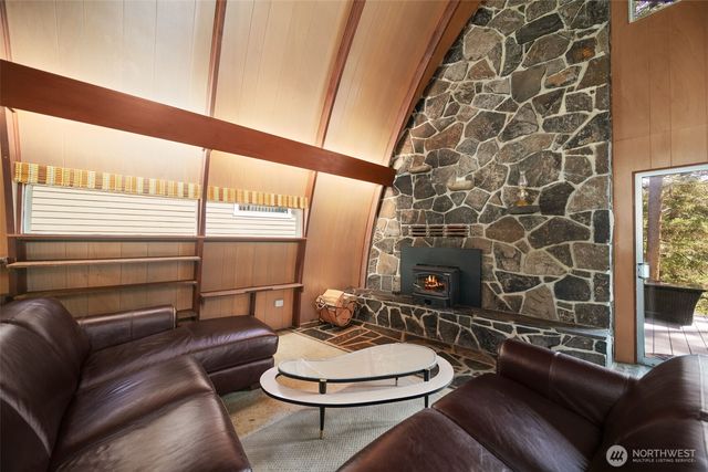 2514 Kinnikinnick Drive, Leavenworth, WA 98826