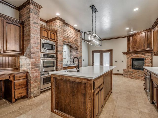 3632 Hunters Creek Road, Edmond, OK 73003