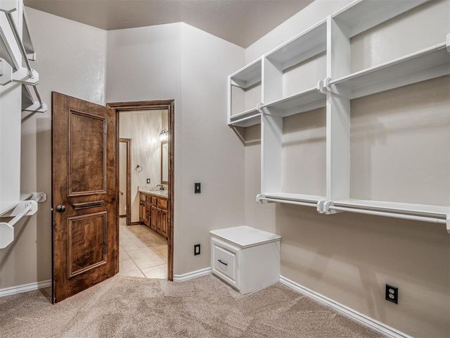 3632 Hunters Creek Road, Edmond, OK 73003