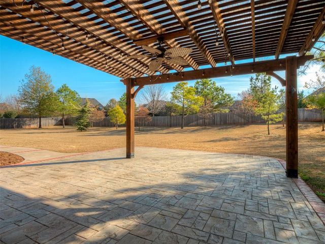 3632 Hunters Creek Road, Edmond, OK 73003