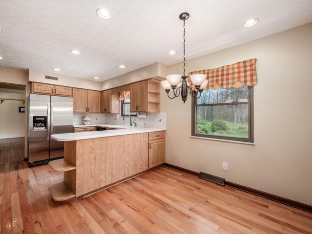 2434 Carriage Road, Powell, OH 43065