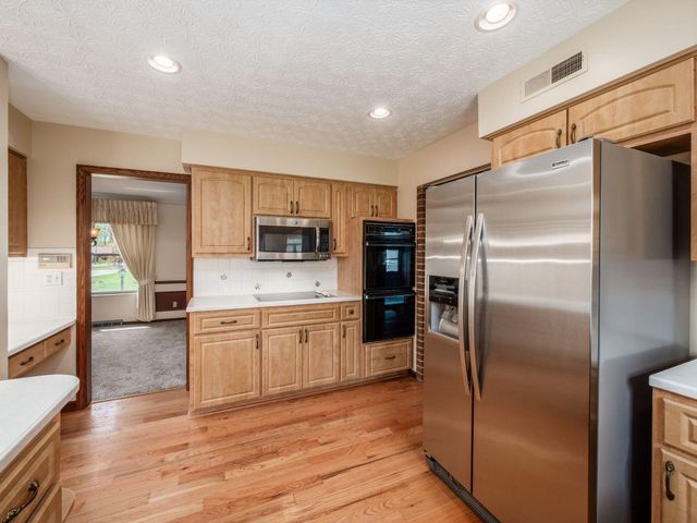 2434 Carriage Road, Powell, OH 43065