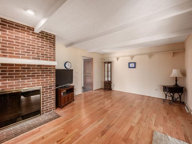 2434 Carriage Road, Powell, OH 43065