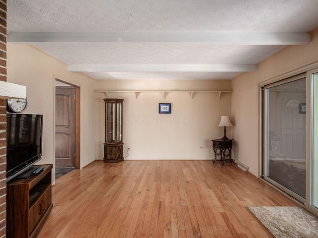 2434 Carriage Road, Powell, OH 43065