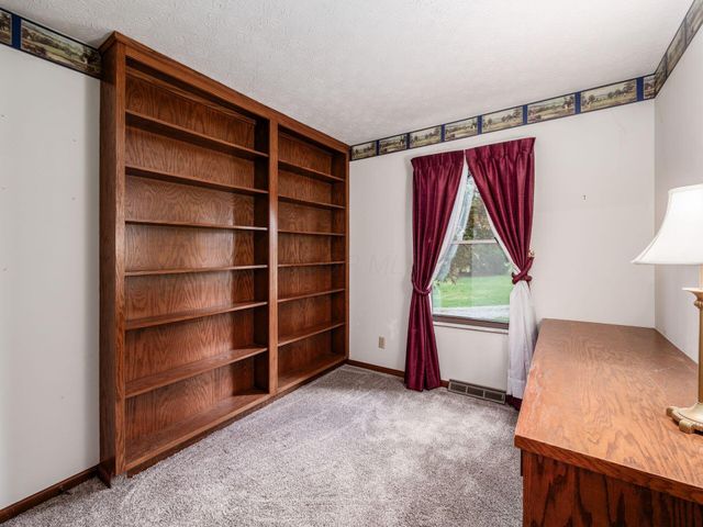2434 Carriage Road, Powell, OH 43065
