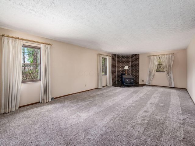 2434 Carriage Road, Powell, OH 43065