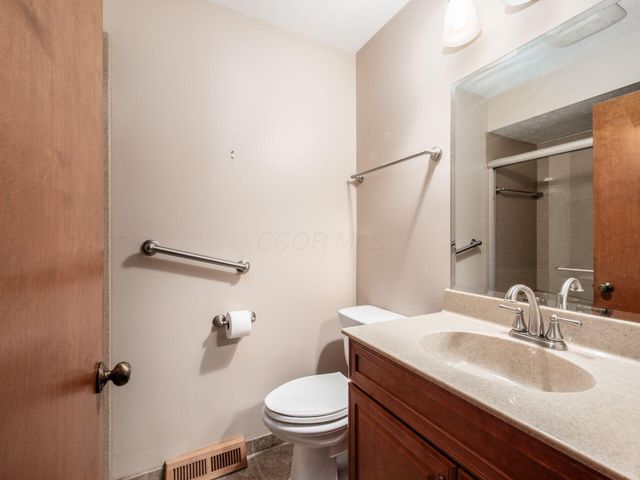 2434 Carriage Road, Powell, OH 43065