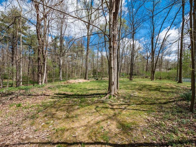 2434 Carriage Road, Powell, OH 43065