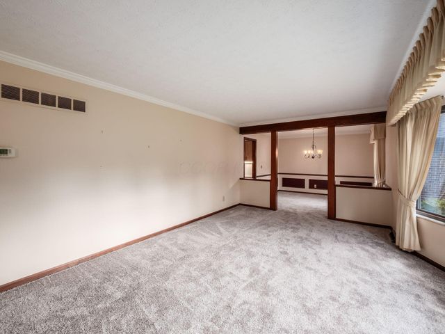 2434 Carriage Road, Powell, OH 43065