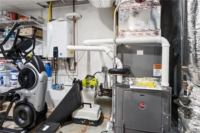 16 Marconi Street, Providence, RI 02909