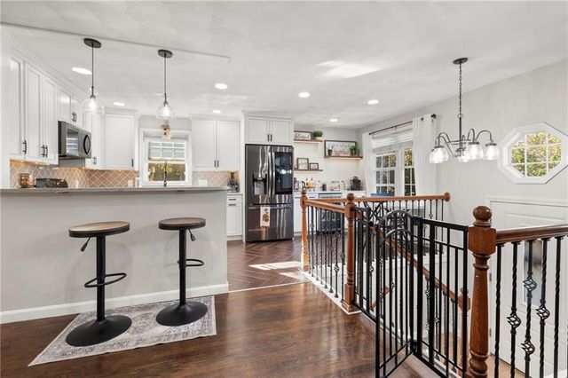 16 Marconi Street, Providence, RI 02909