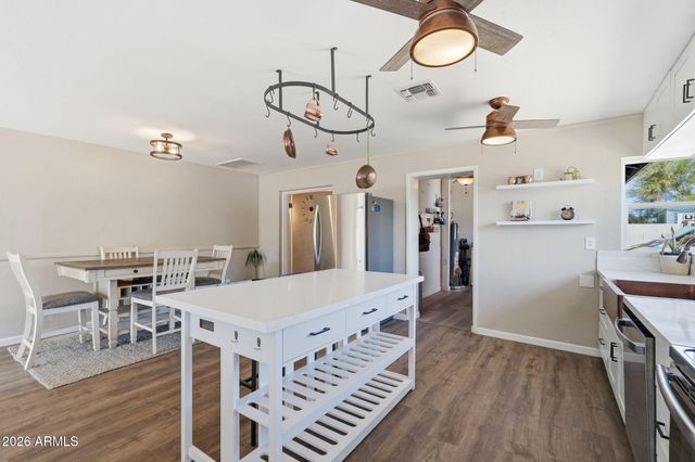 1721 W WELDON Avenue, Phoenix, AZ 85015