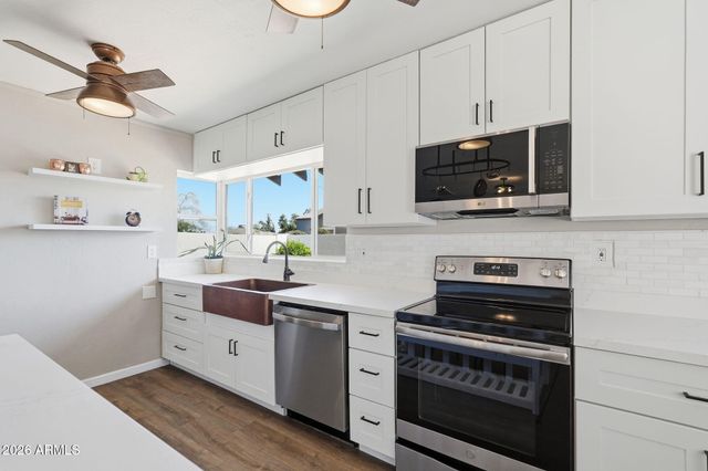 1721 W WELDON Avenue, Phoenix, AZ 85015