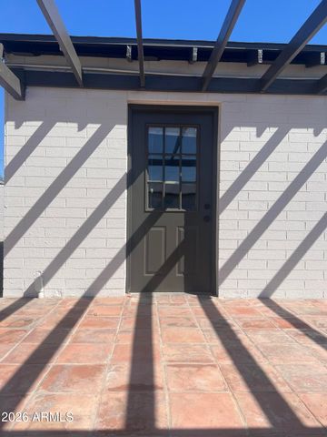 1721 W WELDON Avenue, Phoenix, AZ 85015