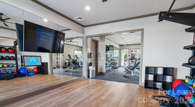 525 Wayforth Road NW B3TH, Concord, NC 28027