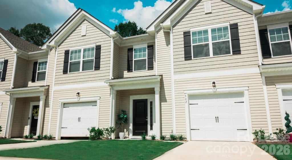 525 Wayforth Road NW B3TH, Concord, NC 28027