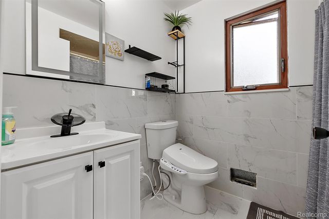 12862 Beechnut Drive, Sterling Heights, MI 48313