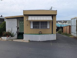3913 Castro Valley Blvd. #6, Castro Valley, CA 94546