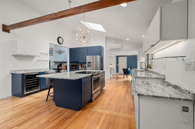 138 Sand Hill Rd, Groton, MA 01450