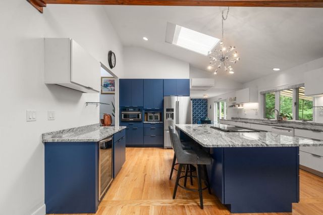 138 Sand Hill Rd, Groton, MA 01450