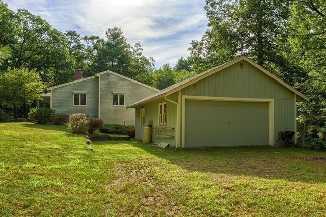 138 Sand Hill Rd, Groton, MA 01450