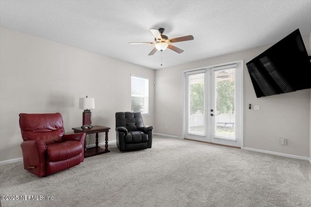 1011 WETLAND RIDGE Circle, Middleburg, FL 32068