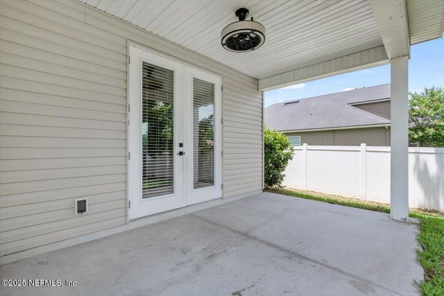 1011 WETLAND RIDGE Circle, Middleburg, FL 32068