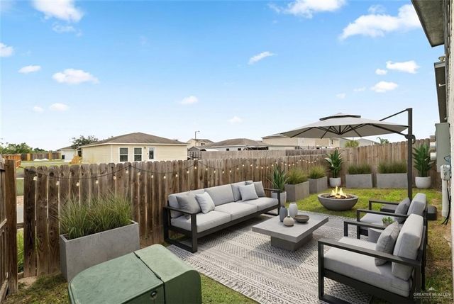1511 Playa Drive 2, Weslaco, TX 78596