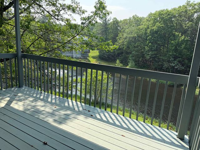 12 Ledgewood Hills Dr Apt 204, Nashua, NH 03062
