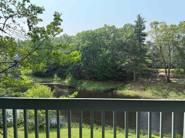 12 Ledgewood Hills Dr Apt 204, Nashua, NH 03062