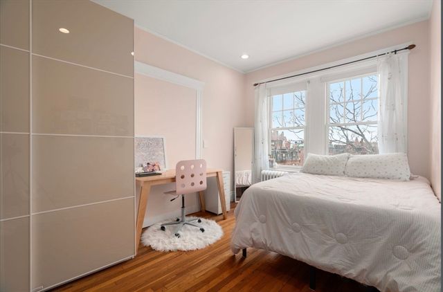 282 Newbury St 17A, Boston, MA 02116
