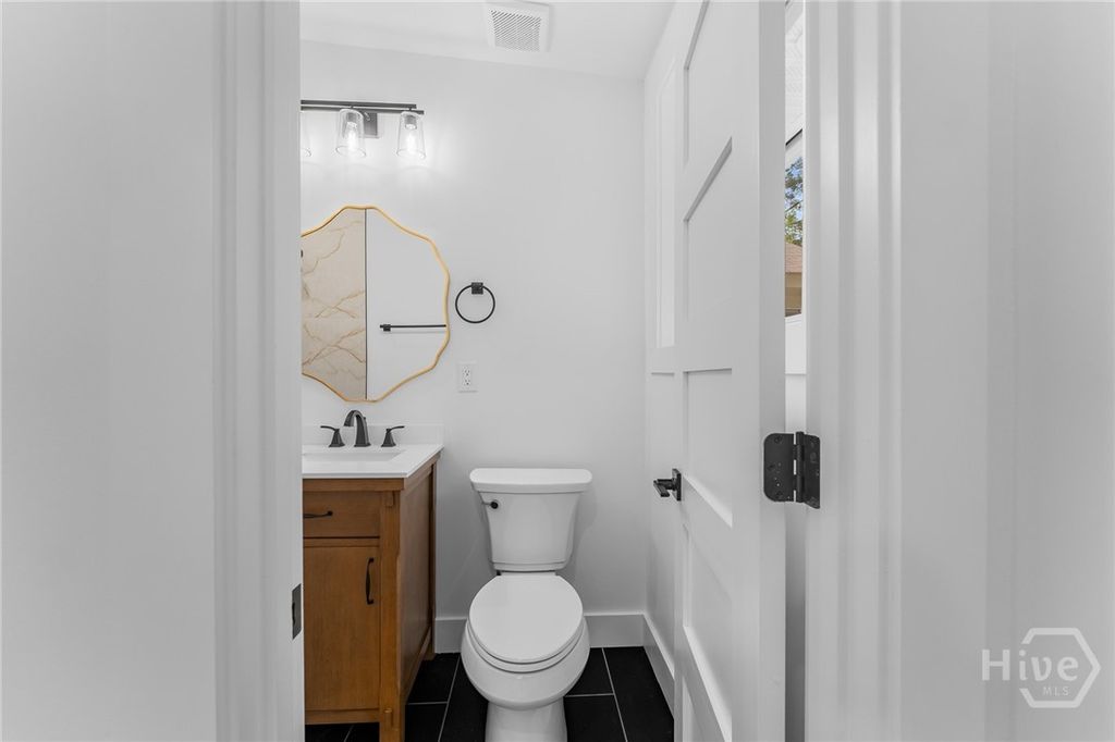 Image 23 of property listing at 205 Dyches Drive, Savannah, GA 31404