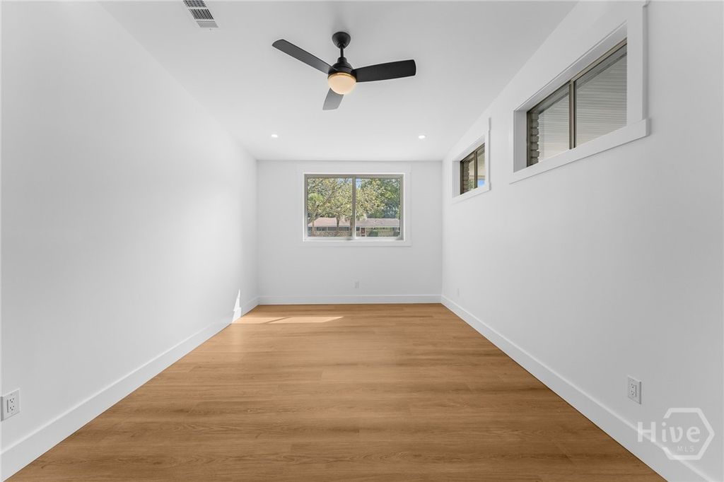 Image 29 of property listing at 205 Dyches Drive, Savannah, GA 31404