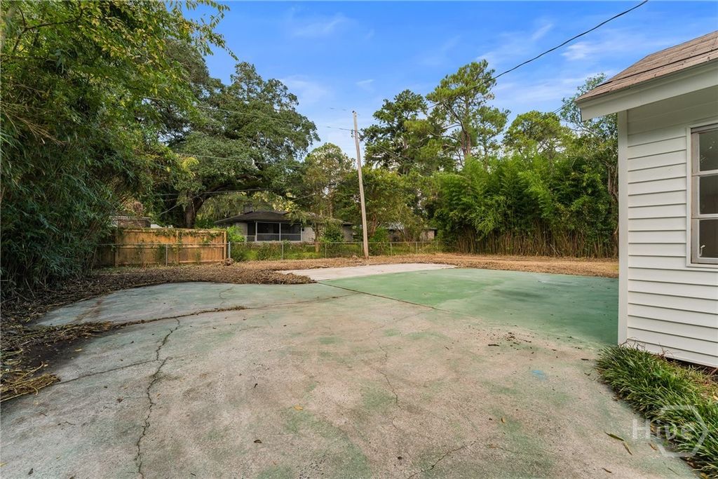 Image 36 of property listing at 205 Dyches Drive, Savannah, GA 31404