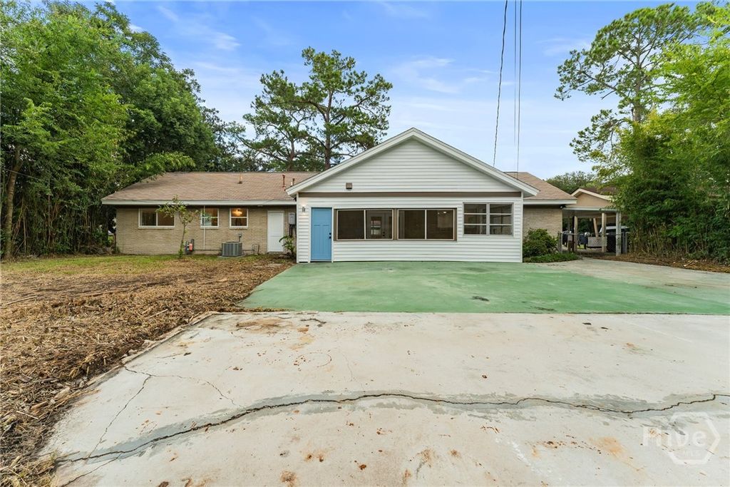 Image 38 of property listing at 205 Dyches Drive, Savannah, GA 31404