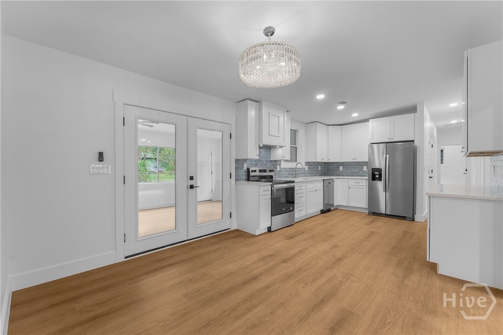 Image 9 of property listing at 205 Dyches Drive, Savannah, GA 31404