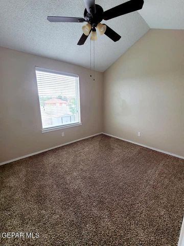 765 COLCHESTER Drive, El Paso, TX 79912
