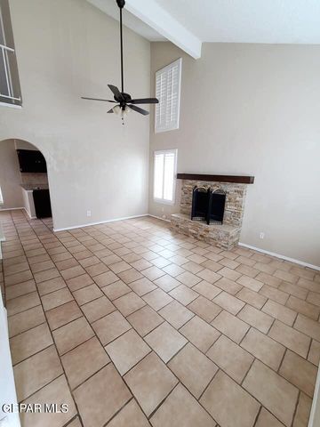 765 COLCHESTER Drive, El Paso, TX 79912