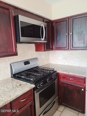 765 COLCHESTER Drive, El Paso, TX 79912